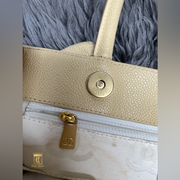 Chanel Timeless Tote Bag - Picture 11 of 15